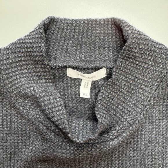 Maurices | Gray Mock Neck Winter Holiday Print Long Sleeve Top - Picture 4 of 4